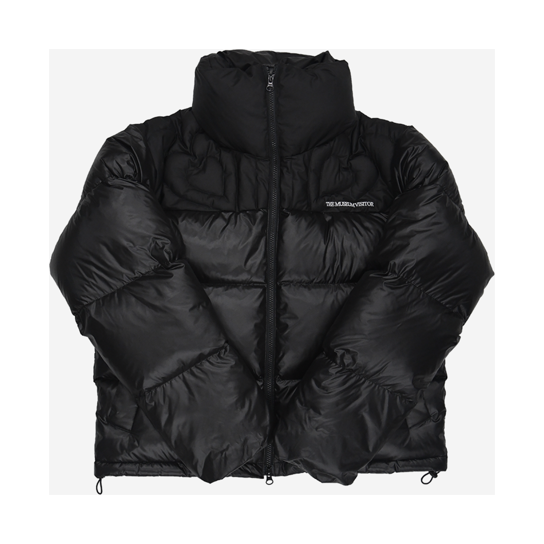 더뮤지엄비지터 크림 하트 스티치드 푸퍼 다운 자켓 글로시 블랙(The Museum Visitor KREAM Heart Stitched Puffer Down Jacket Glossy Black - 23FW)