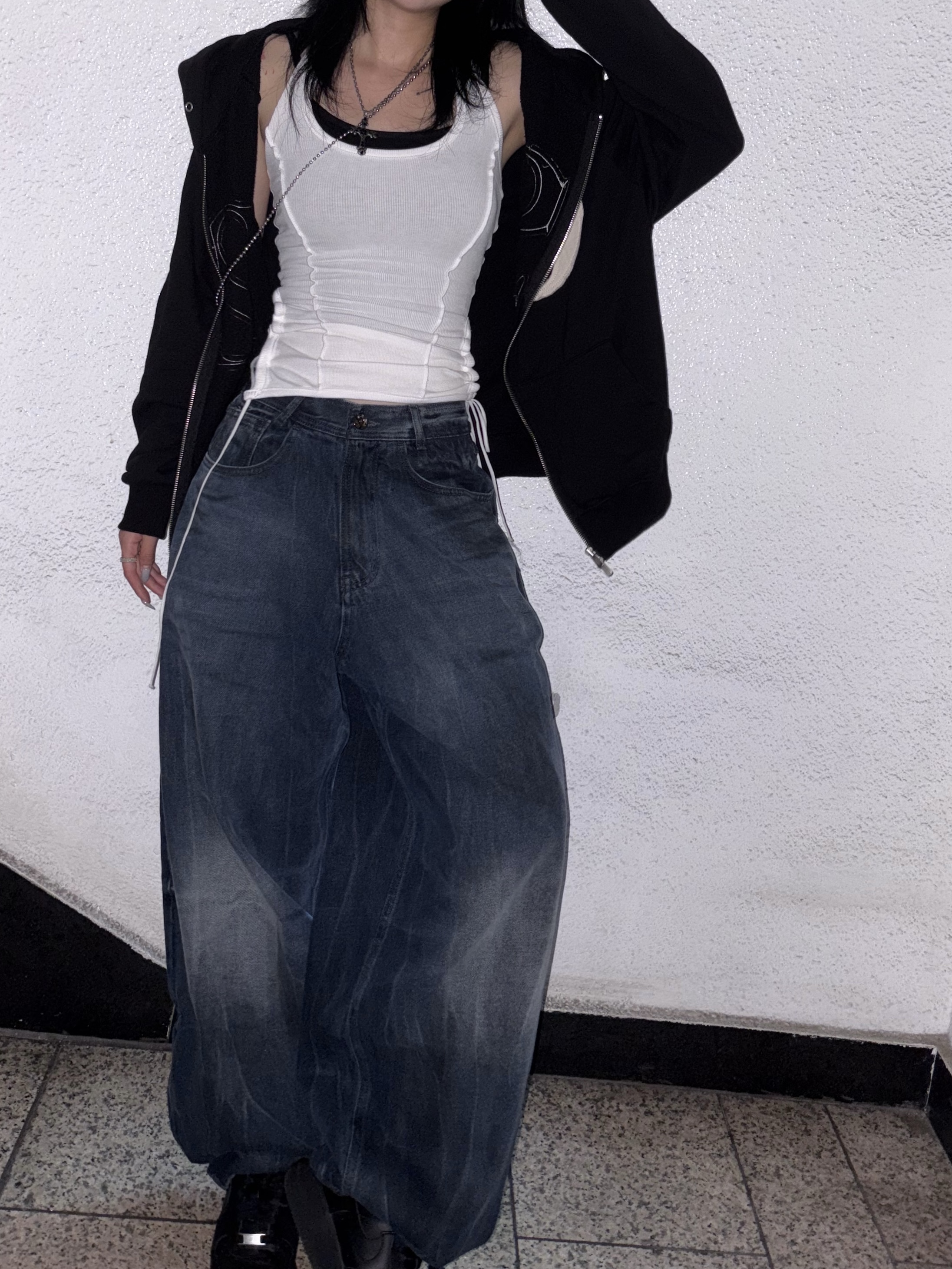 BLR Dirty Oil Washed Wide Denim Pants Blue, (W) Nike Air Force 1 '07 Low Triple Black 착용 스타일