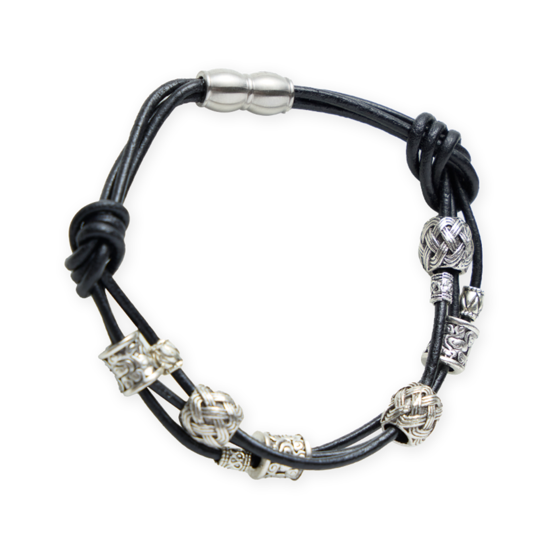 LE7SAC12-BK LEARVE Obsidian Wave Bracelet