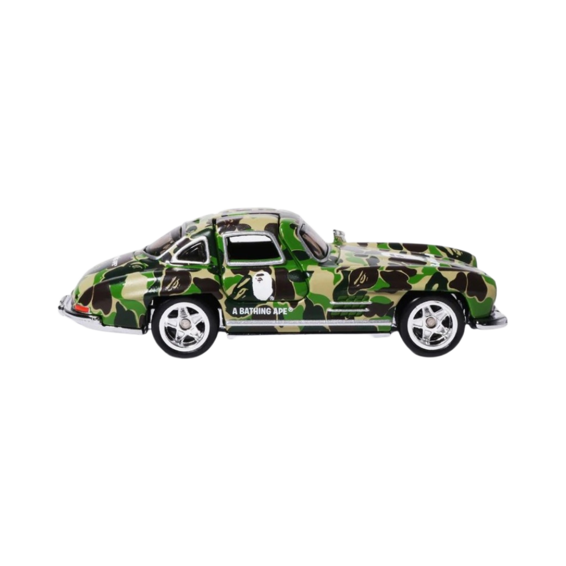 1I23-185-906 Hot Wheels x BAPE 55 Mercedes-Benz 300SL Green