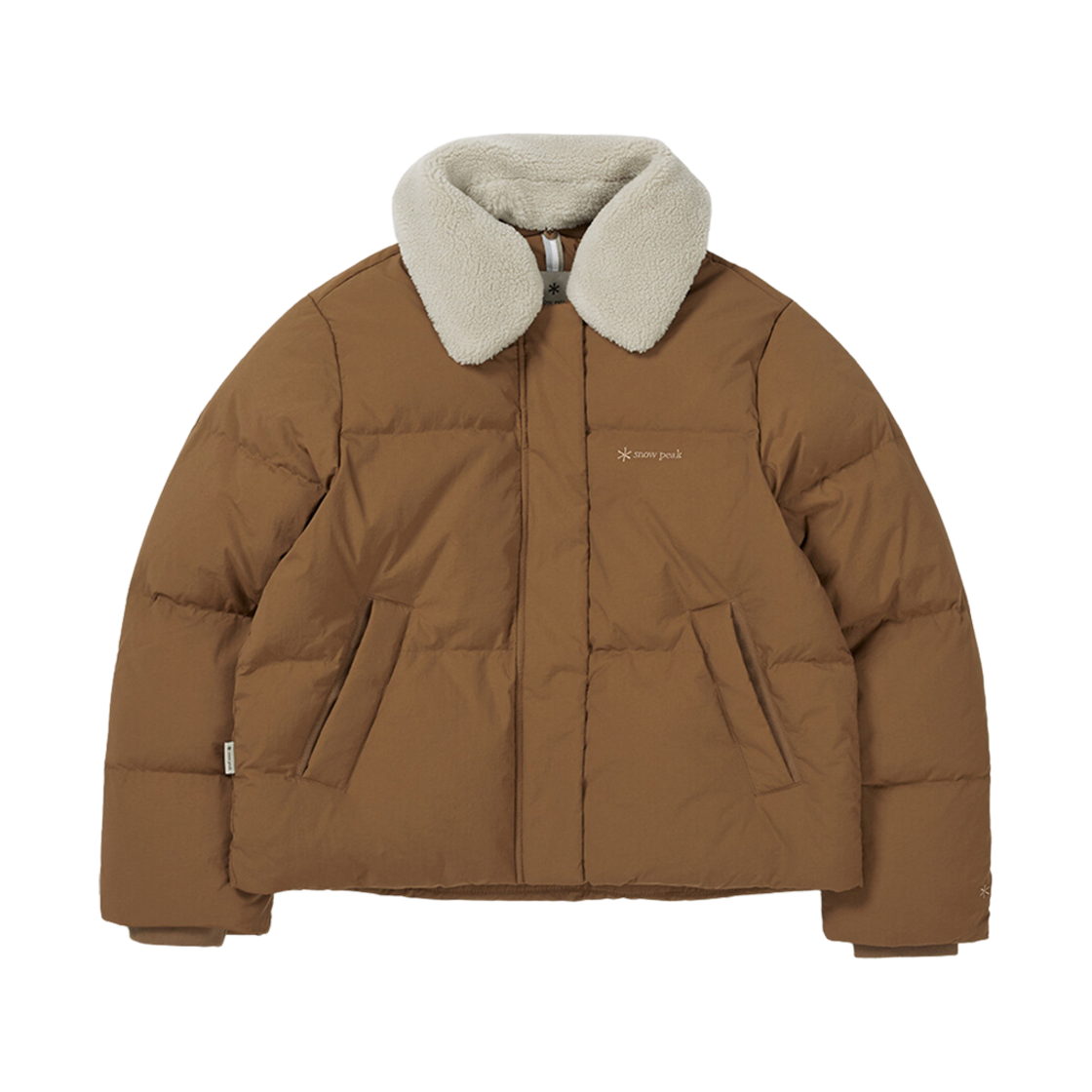 (W) 스노우 피크 칼라 버클 넥 헤비 다운 자켓 카멜((W) Snow Peak Collar Buckle Neck Heavy Down Jacket Camel)