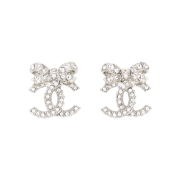(W) Chanel Stud Earrings Metal Diamantes & Silver Crystal