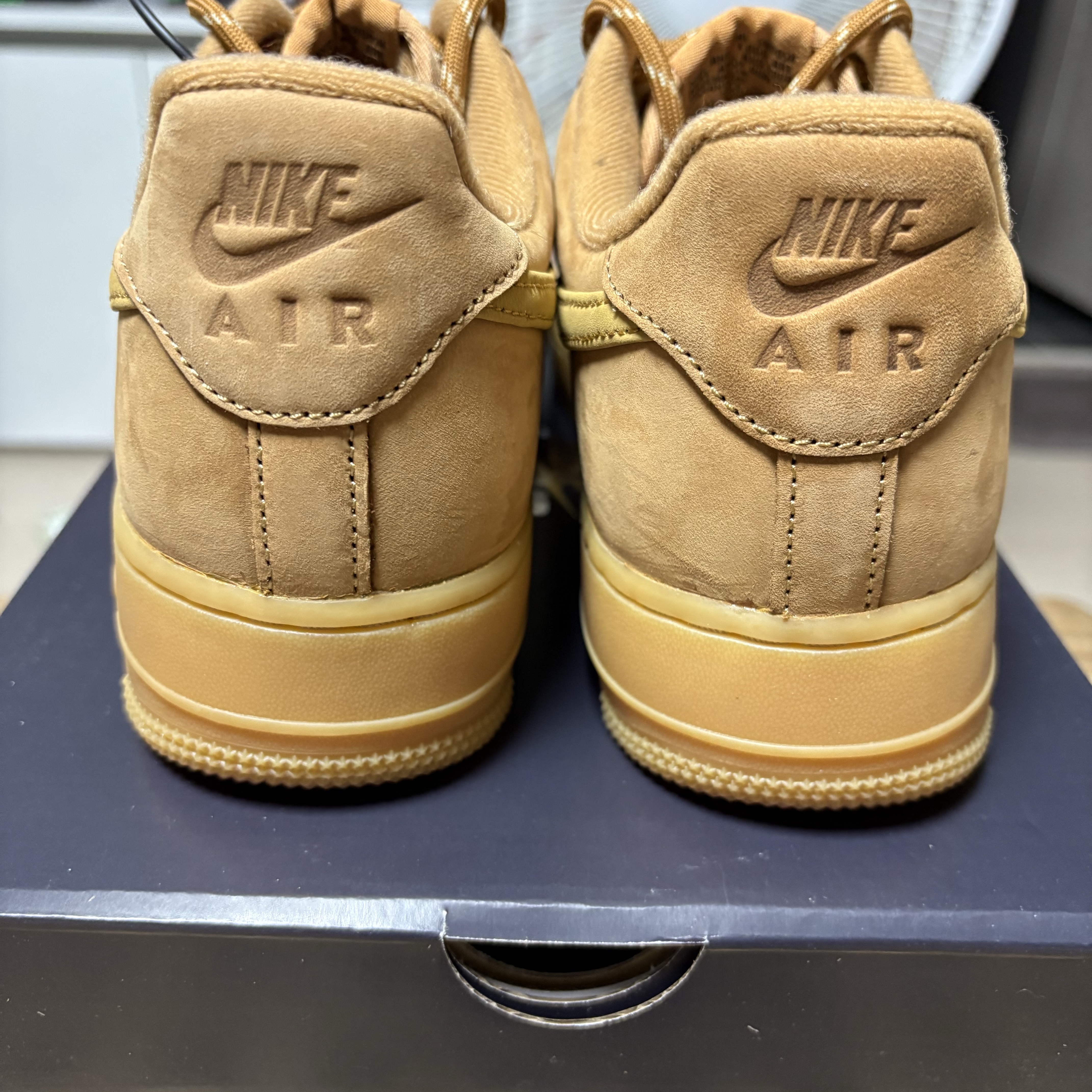 Nike Air Force 1 '07 WB Flax 착용 스타일 - 5