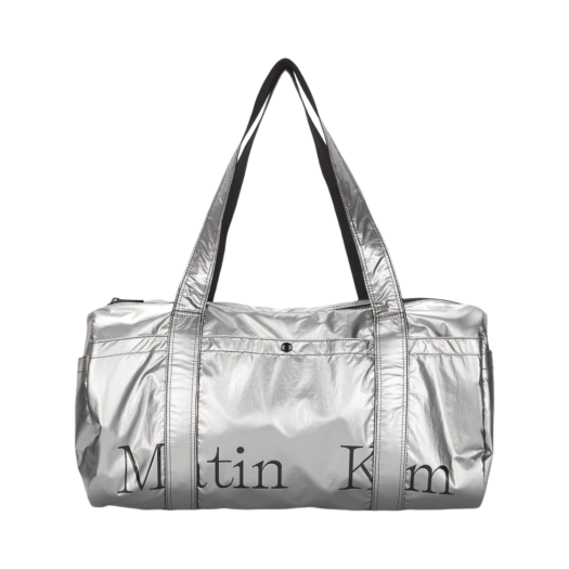 마뗑킴 글로시 로고 스포티 더플백 실버