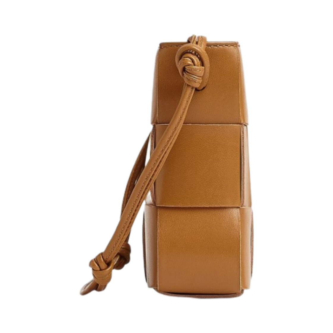 보테가 베네타 스트랩 레더 카세트 파우치 카멜(Bottega Veneta Leather Cassette Pouch on Strap Camel) - 2