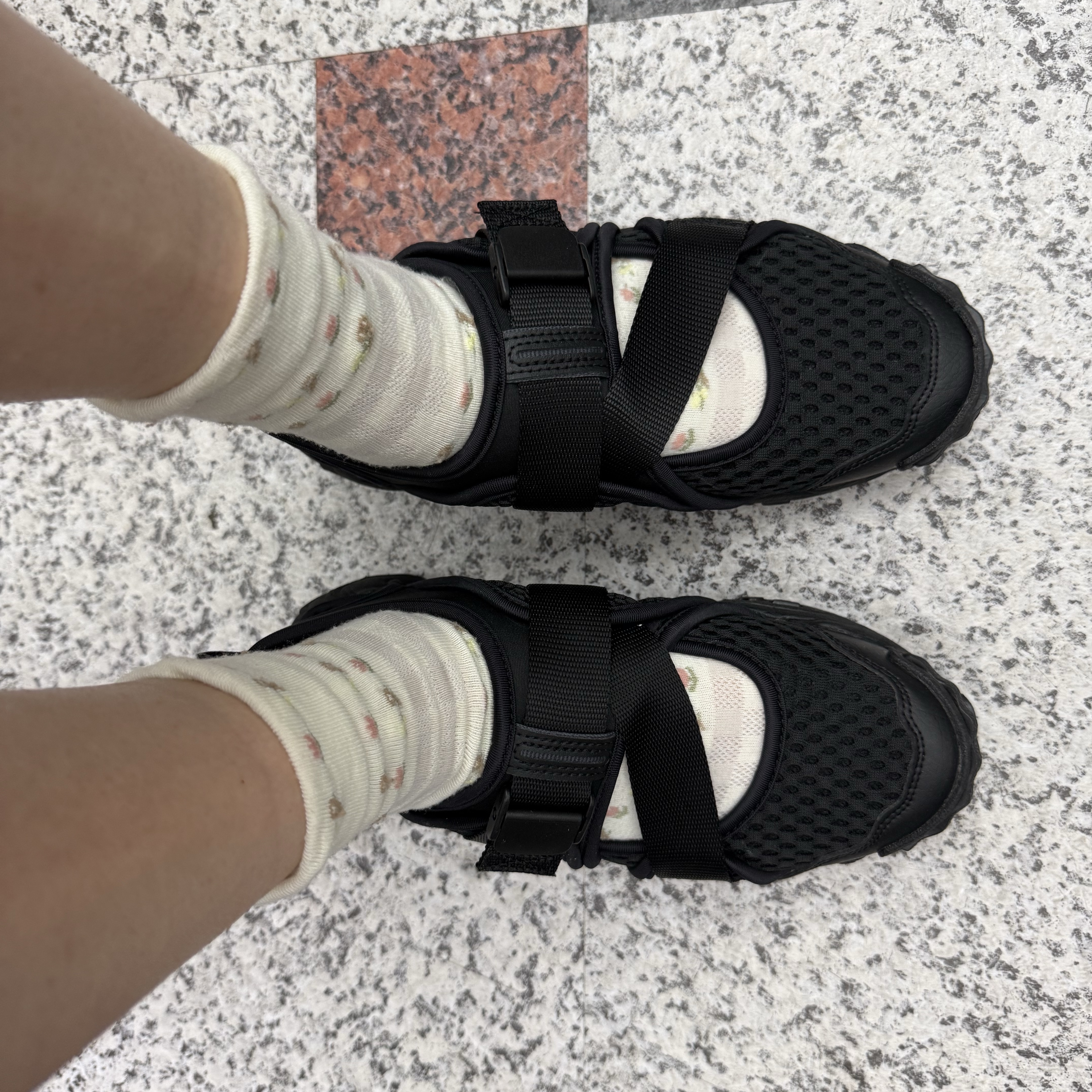 Asics Gel-Filimy Black 착용 스타일