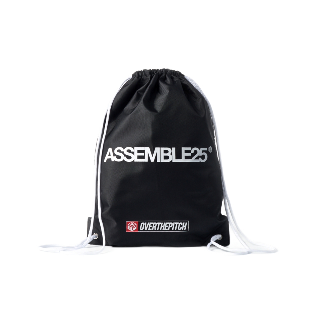 TSPCMD20 tripleS x Over The Pitch TEAM SSS ASSEMBLE 25 Gym Sack Black