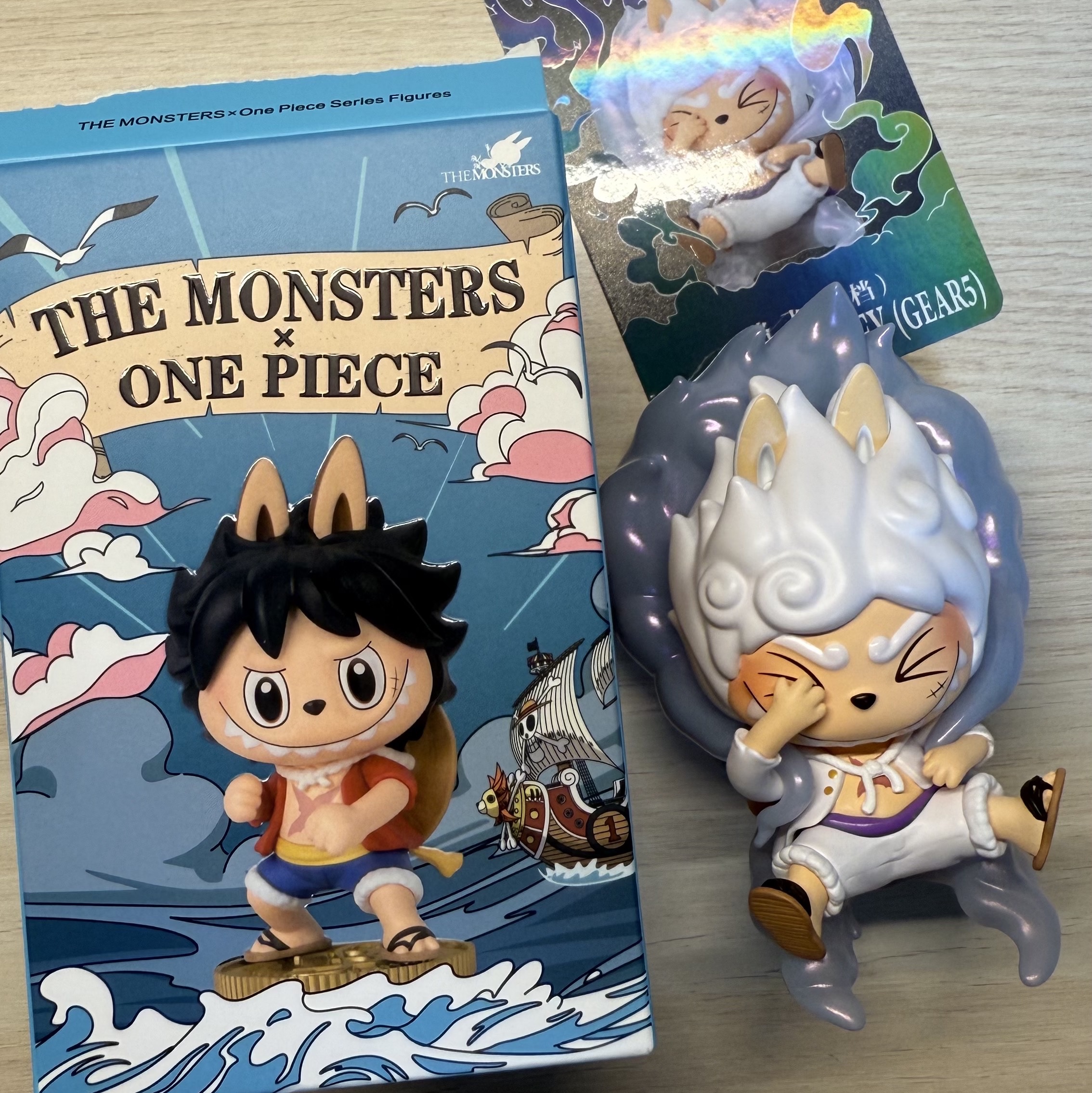 Pop Mart Labubu The Monsters x One Piece Series Figures Sealed Case (1 Blind Box) 착용 스타일