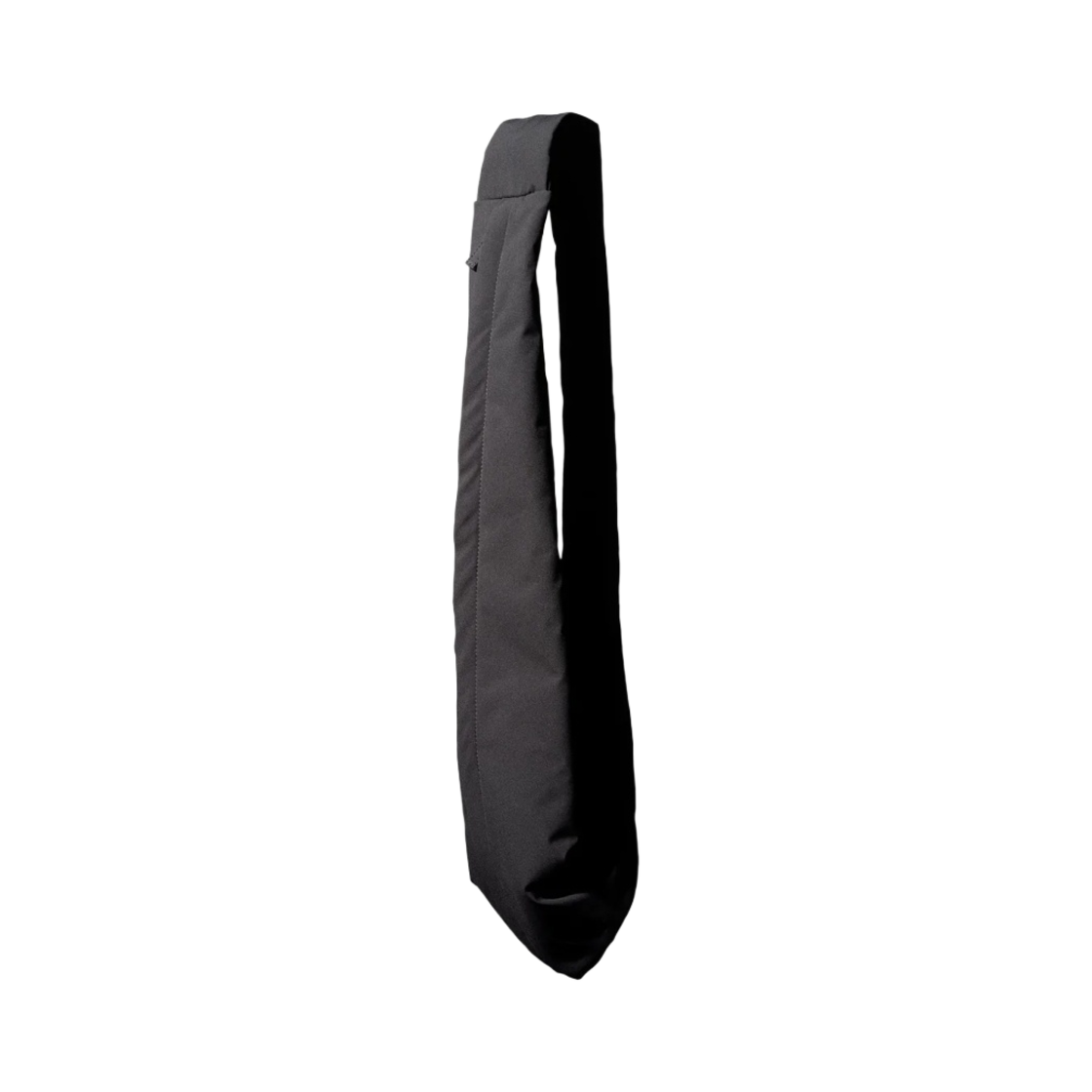 이지 갭 엔지니어드 바이 발렌시아가 스네이크 백 블랙(Yeezy Gap Engineered By Balenciaga Snake Bag Black)