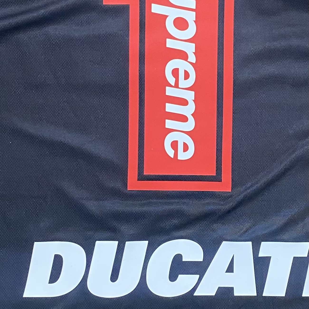 Supreme x Ducati Soccer Jersey Black - 24SS 착용 스타일 - 2