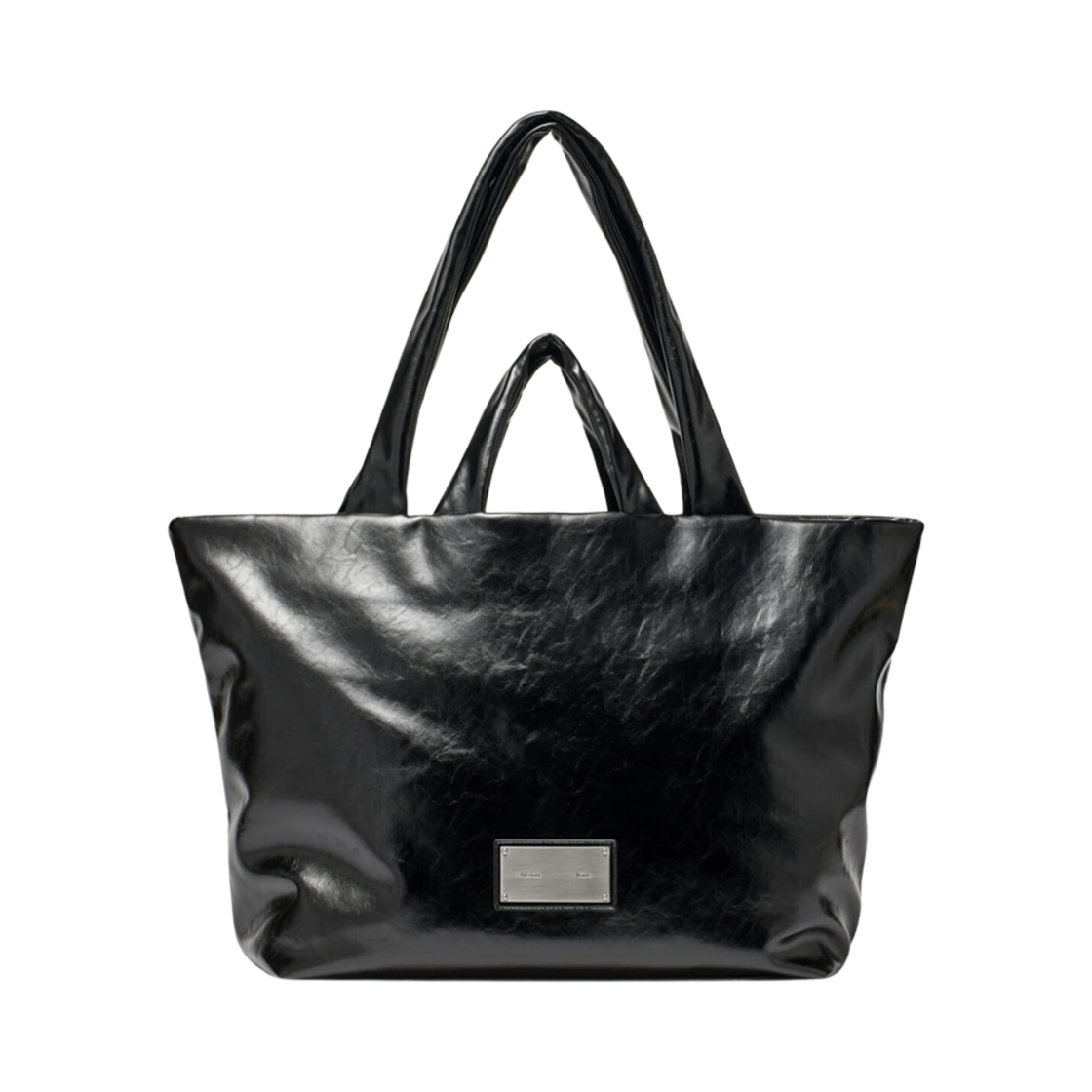 마뗑킴 엠보스드 로고 레더 맥시 백 블랙(Matin Kim Embossed Logo Leather Maxi Bag in Black) - 2
