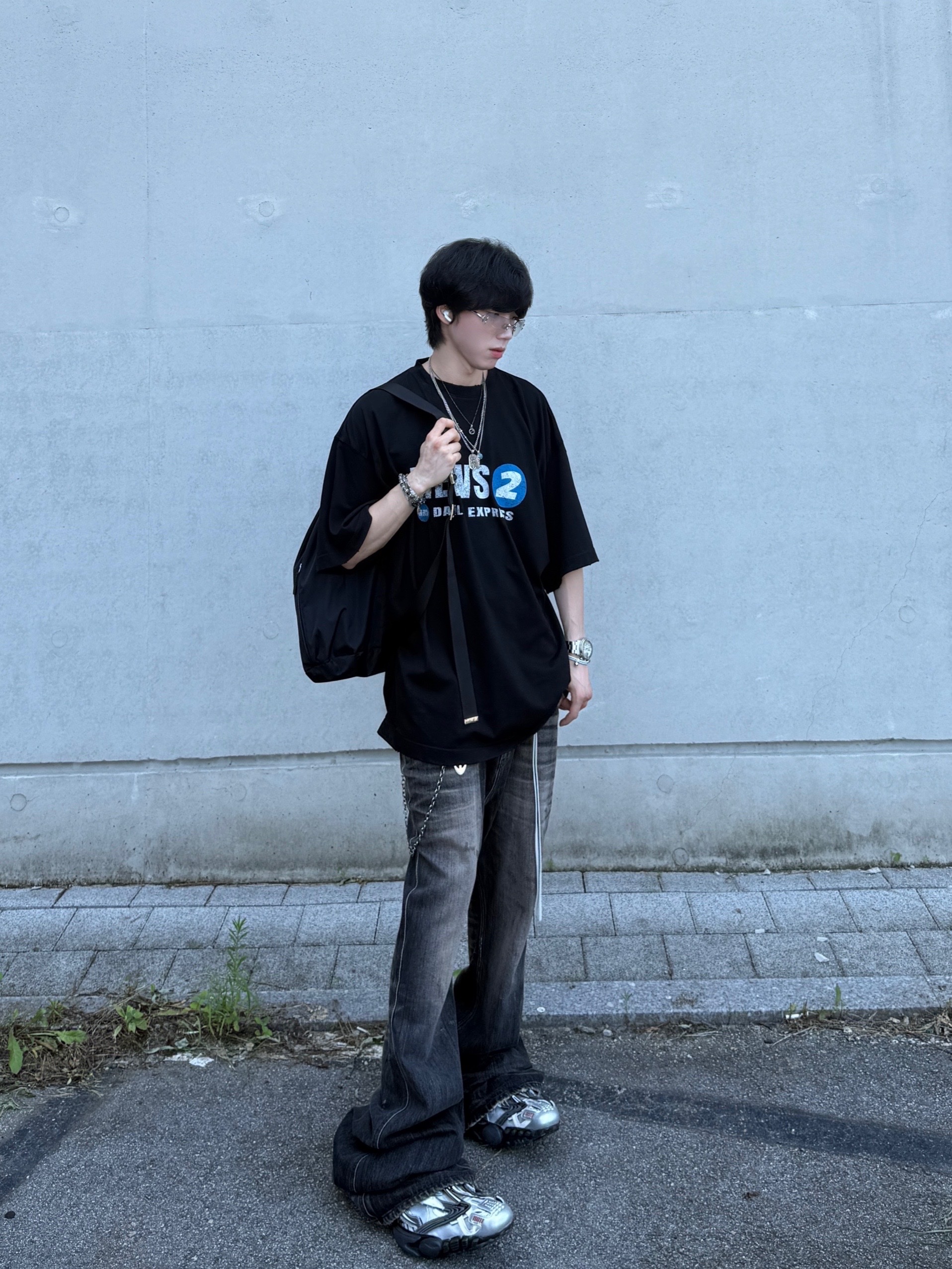 Nonnod Puckering News T-shirt Vintage black, Kamien x MJD Double Hole Belt Black Shearling Calfskin 착용 스타일 - 2