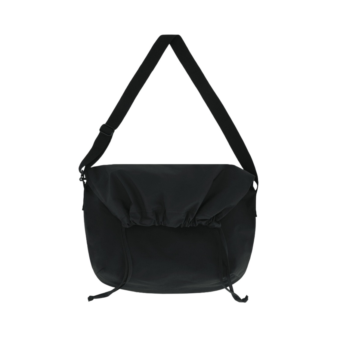 유니클로 U 드로우스트링 숄더백 블랙(Uniqlo U Drawstring Shoulder Bag Black)
