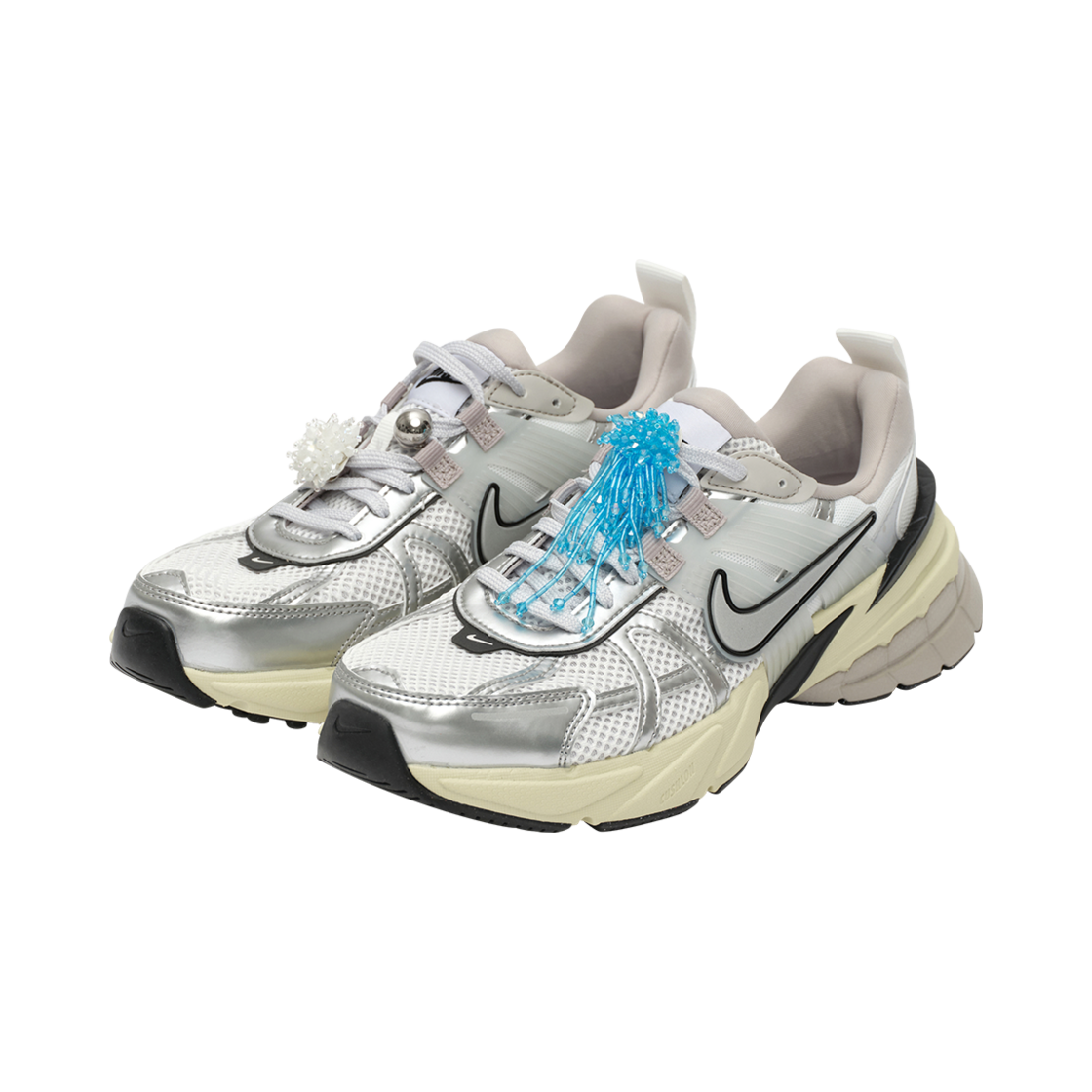 P00000BI NUPIP Blue Beads Chain Charm Set