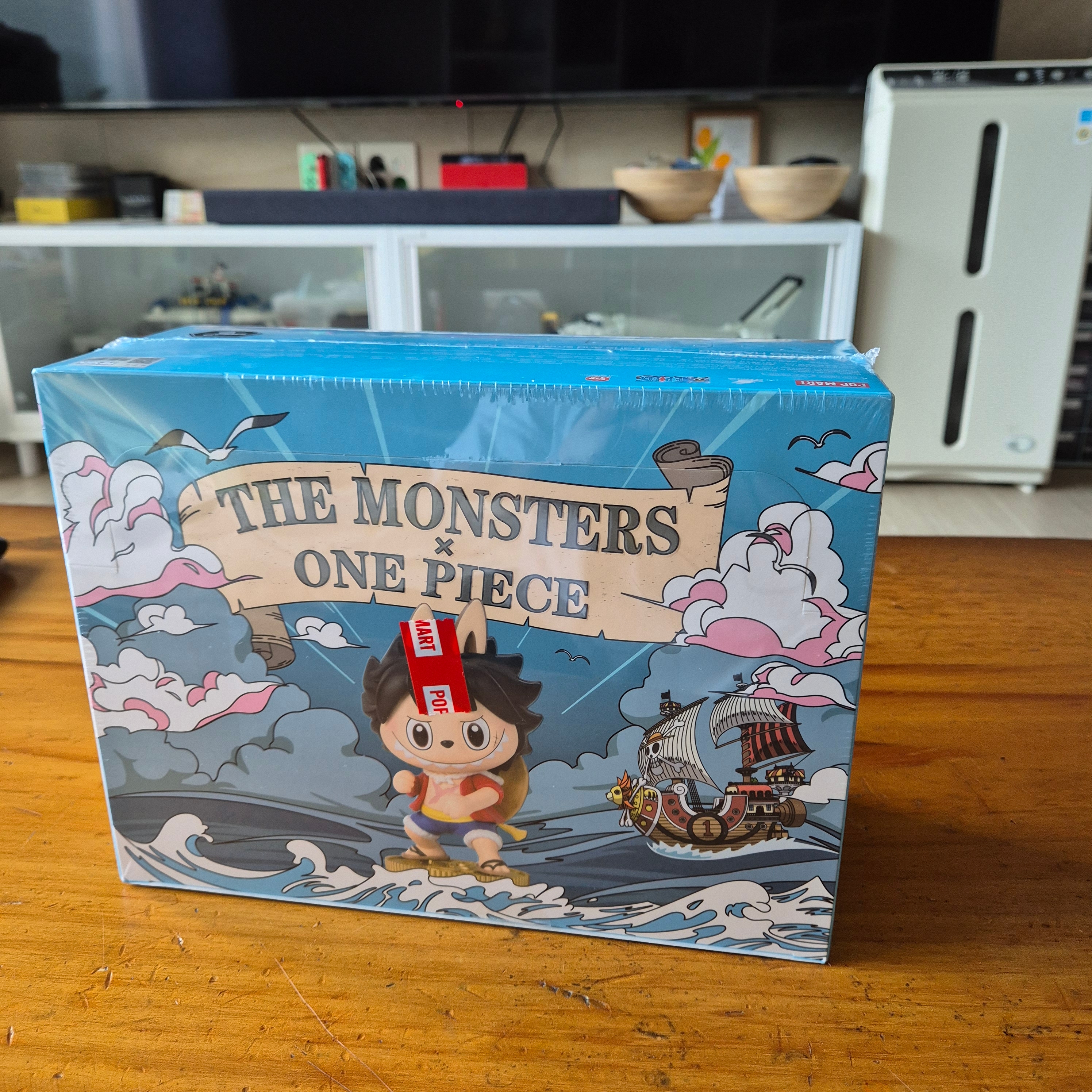 Pop Mart Labubu The Monsters x One Piece Series Figures Sealed Case (12 Blind Boxes) 착용 스타일 - 2