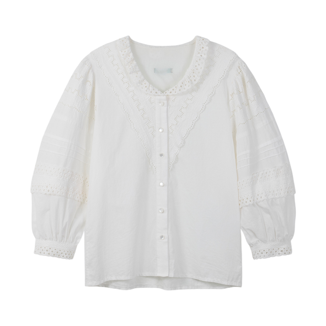 그린버터 레이스 펀칭 블라우스 아이보리