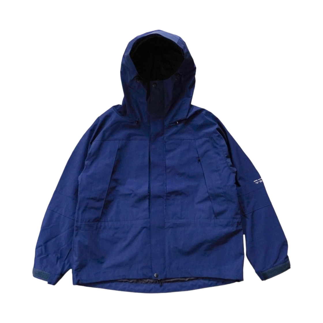 - Ends and Means Mountain Parka Deep Sea