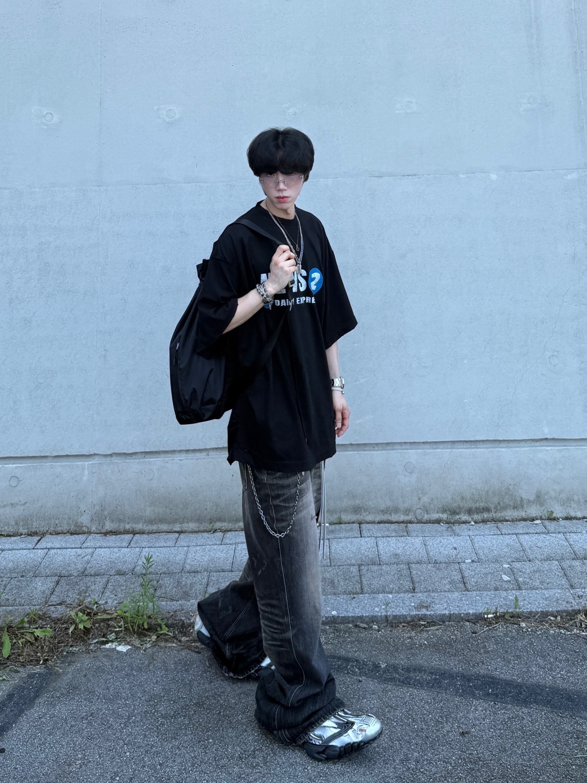 Nonnod Puckering News T-shirt Vintage black, Kamien x MJD Double Hole Belt Black Shearling Calfskin 착용 스타일 - 4
