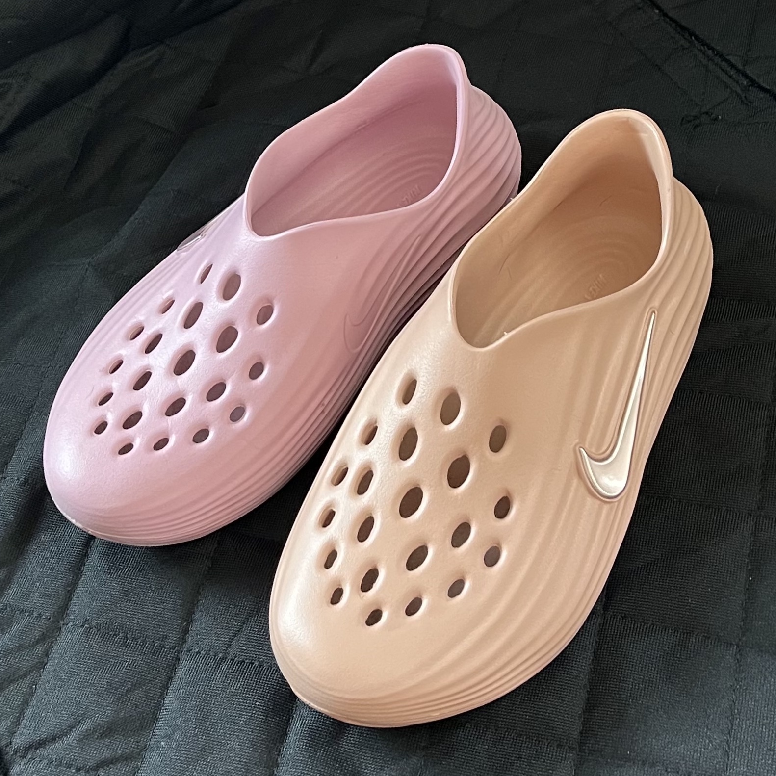 (W) Nike ReactX Rejuven8 Elemental Pink, (W) Nike ReactX Rejuven8 Rose Gold 착용 스타일 - 1