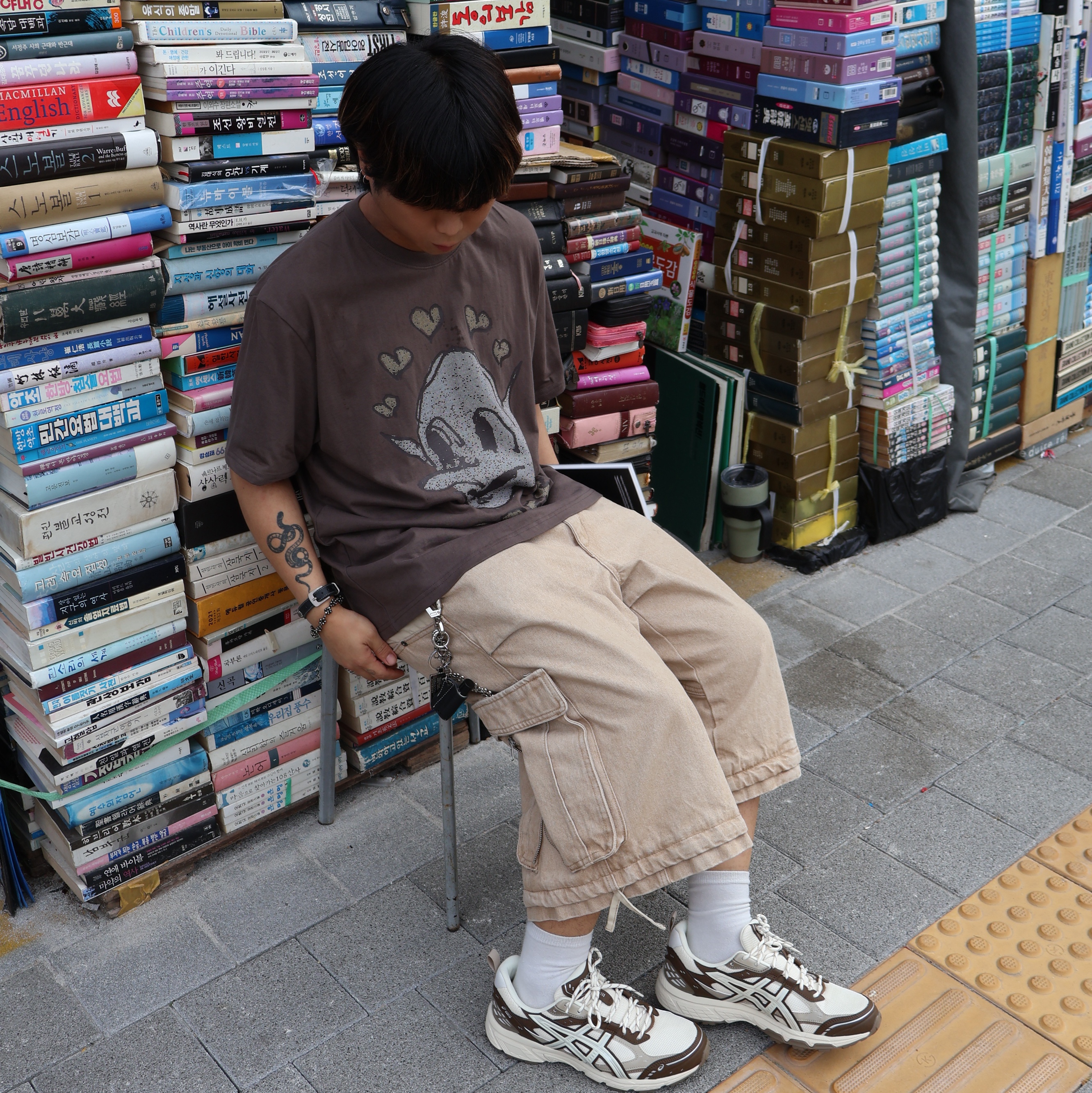 Asics Gel-Nunobiki Cream Brown Storm 착용 스타일 - 4