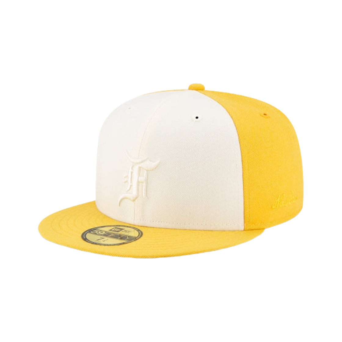 에센셜 x 뉴에라 59피프티 피티드 캡 골드(Essentials x New Era 59FIFTY Fitted Cap Gold)
