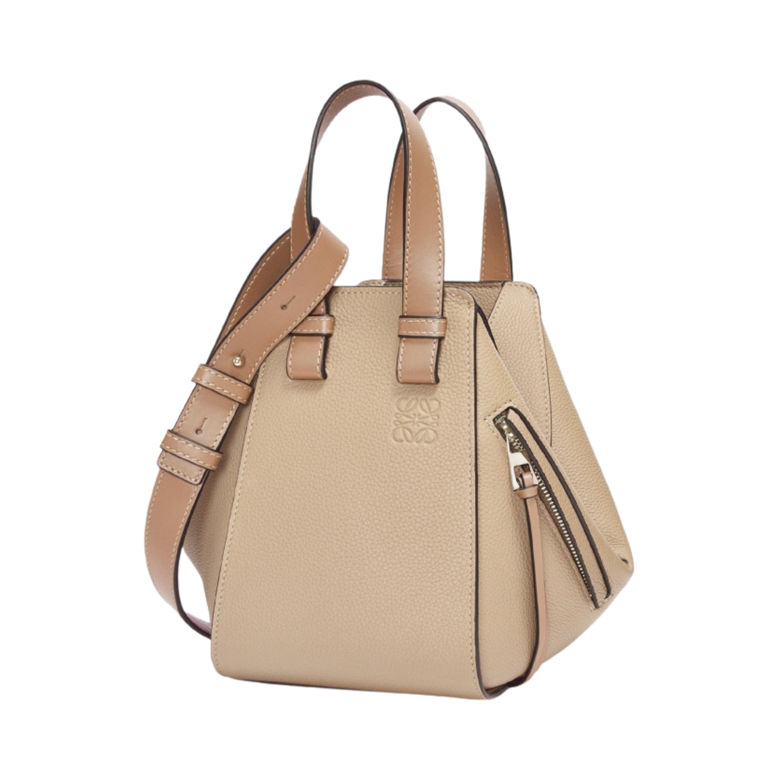 로에베 컴팩트 해먹백 소프트 그레인드 카프스킨 샌드(Loewe Compact Hammock Bag in Soft Grained Calfskin Sand)