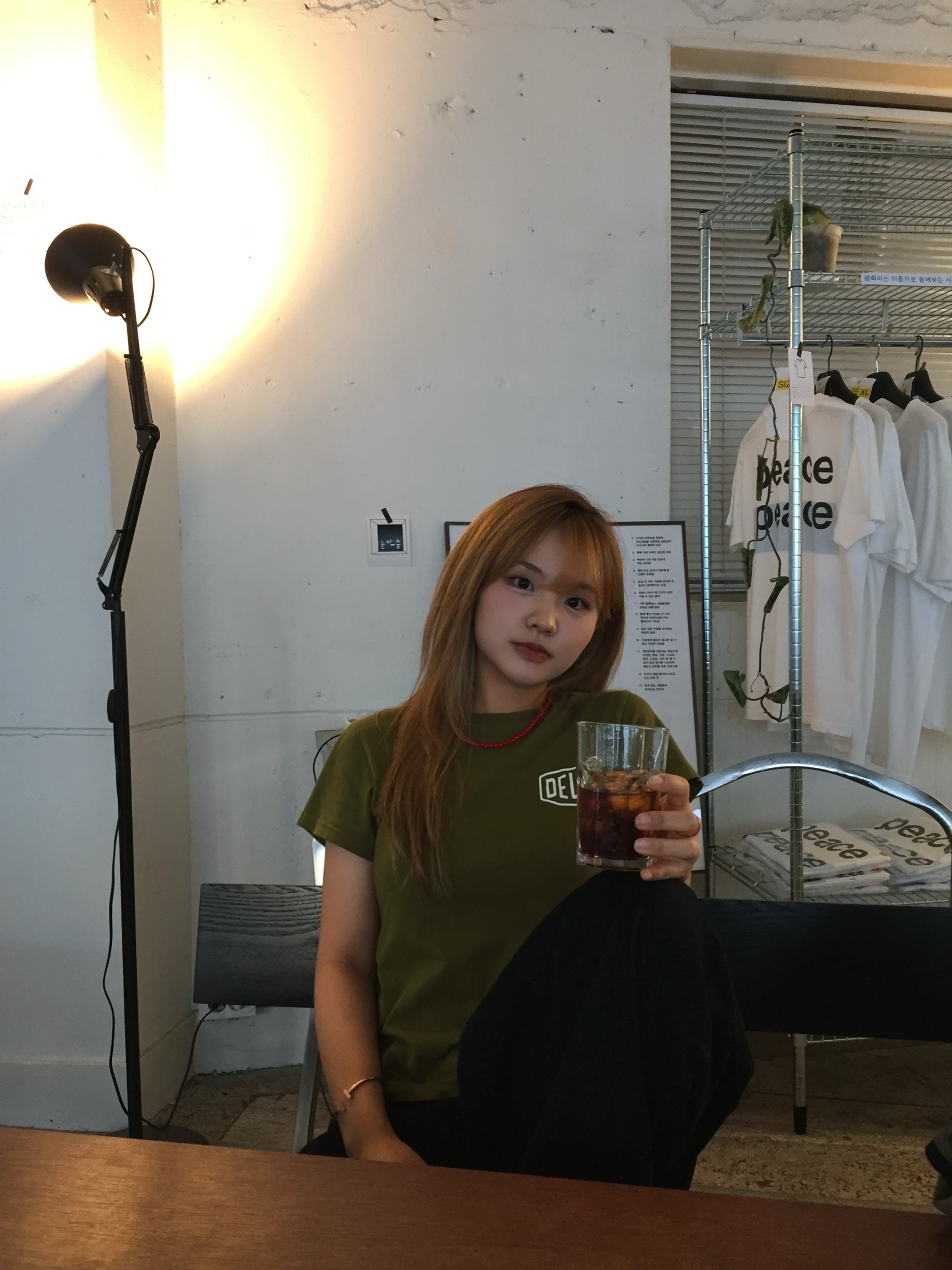 (Kids) Deus Ex Machina College Samcheong T-Shirt Rover Green 착용 스타일