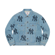 Supreme x New York Yankees Denim Trucker Jacket Washed Blue - 21FW