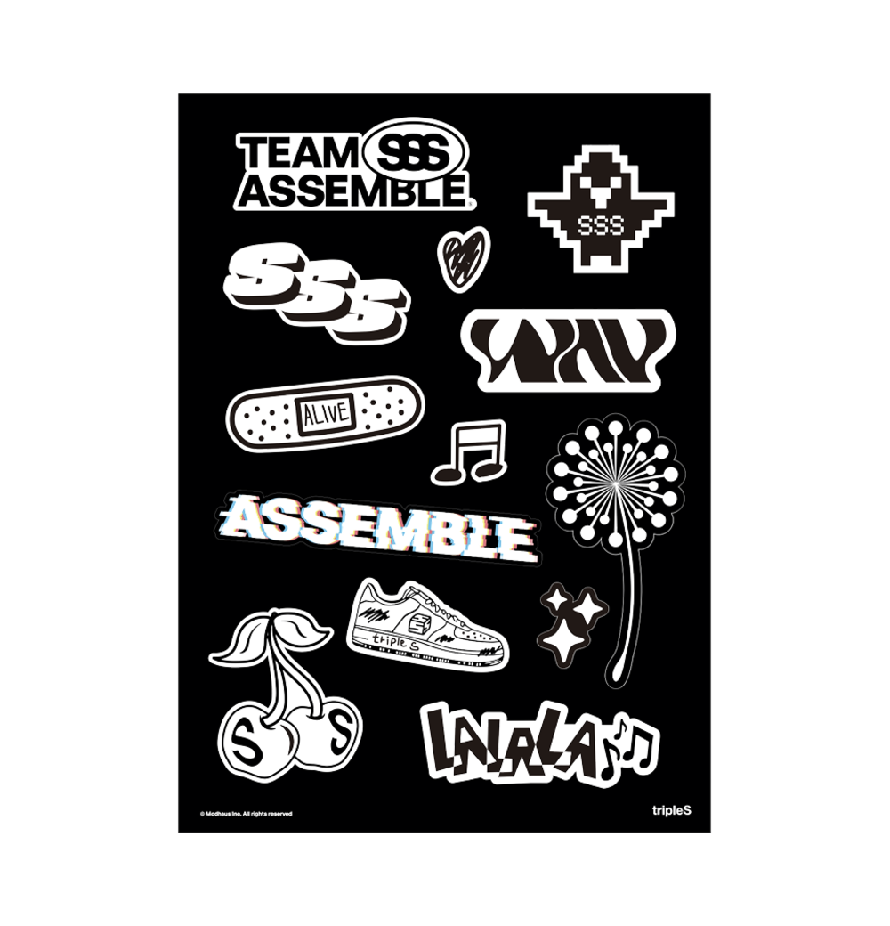 TSPCMD24 tripleS x Over The Pitch TEAM SSS ASSEMBLE 25 Sticker Pack