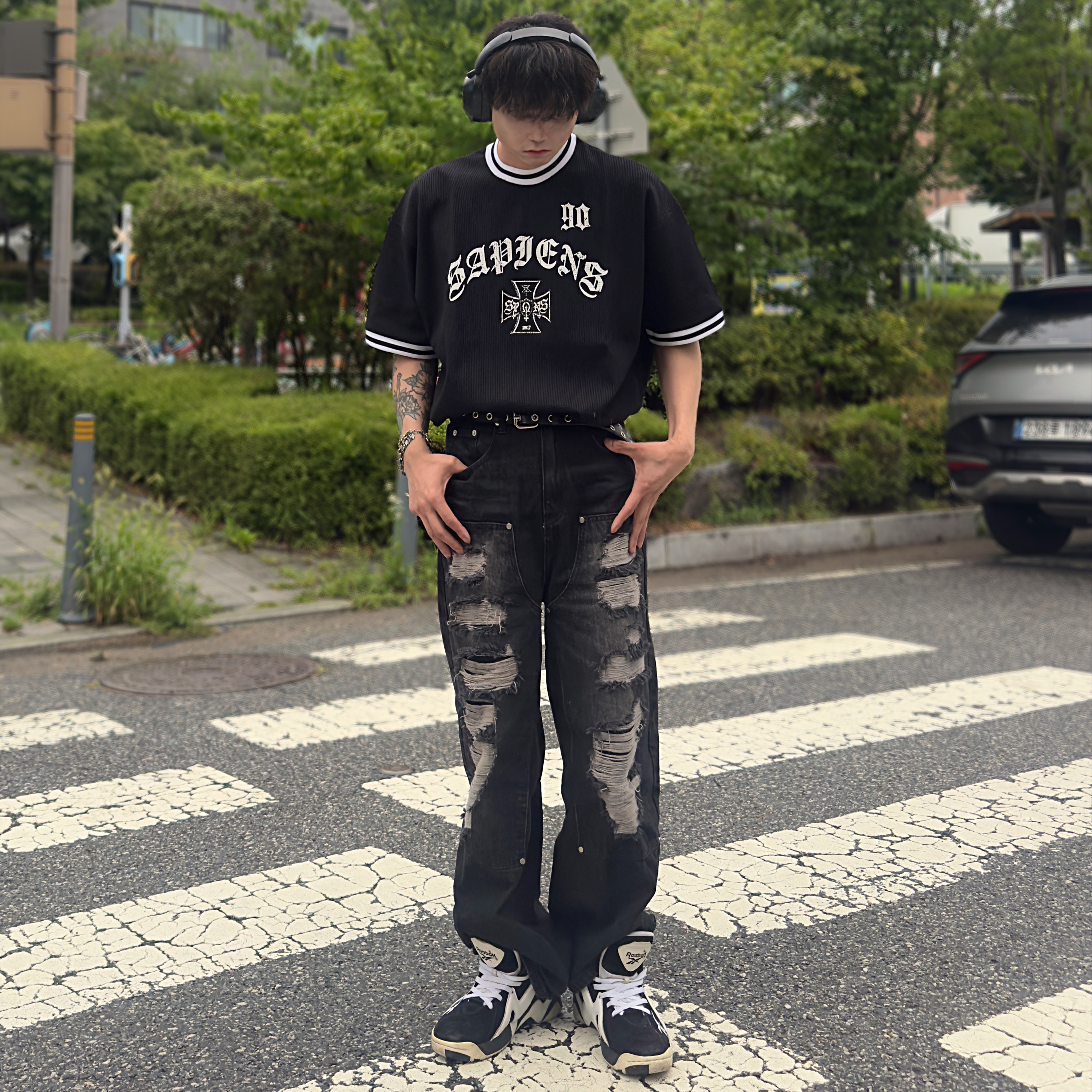 Sapiens Ninety Ringer Over Fit Short Sleeves Black 착용 스타일 - 3