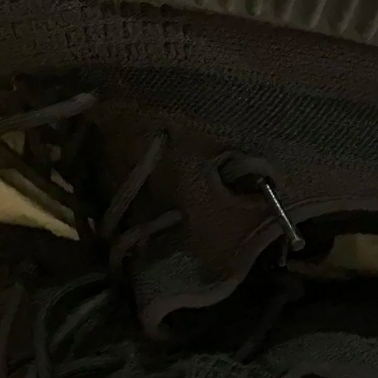 Adidas Yeezy Boost 350 V2 Cinder - Reflective 착용 스타일