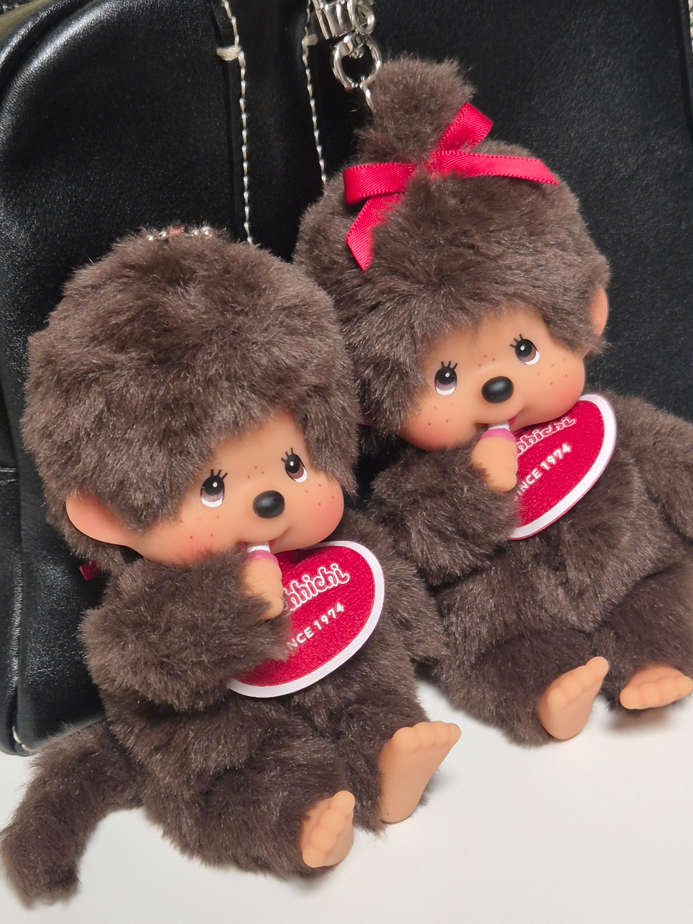 Monchhichi SS Boy Key Chain Brown, Monchhichi SS Girl Key Chain Brown 착용 스타일 - 1