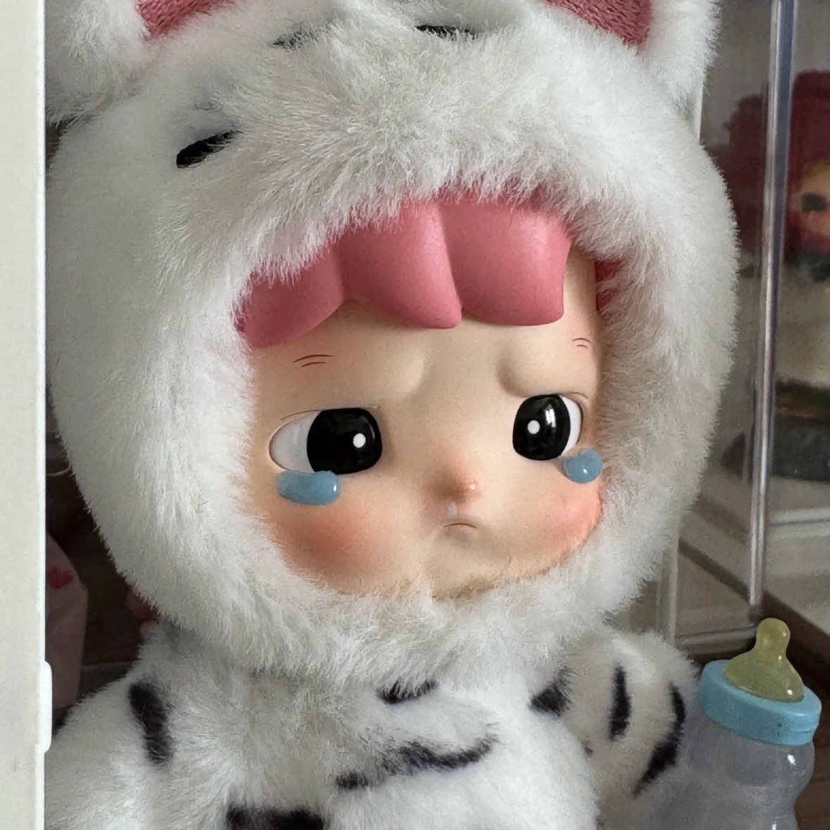 Pop Mart Hacipupu Snuggle With You Series Figures Cute Tiger Cub (Opened Case) 착용 스타일