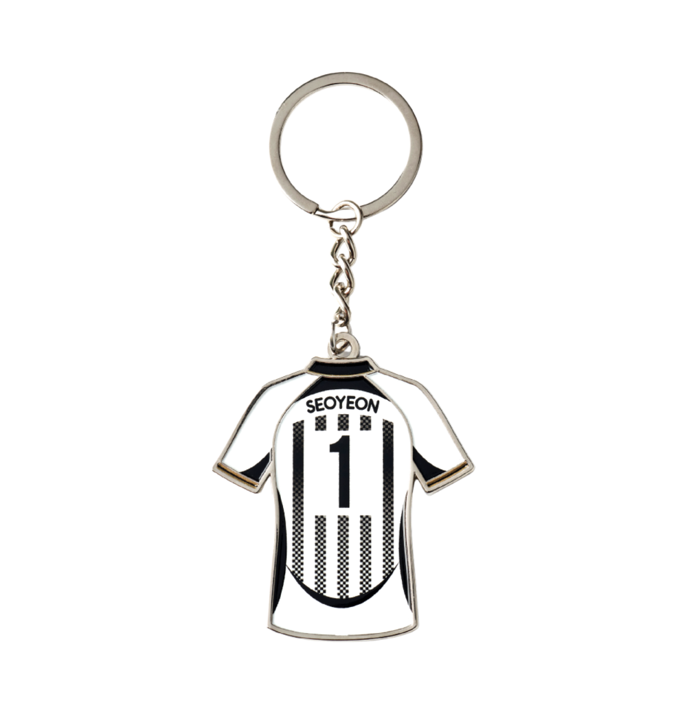 TSPCMD16 tripleS x Over The Pitch TEAM SSS ASSEMBLE 25 Keyring