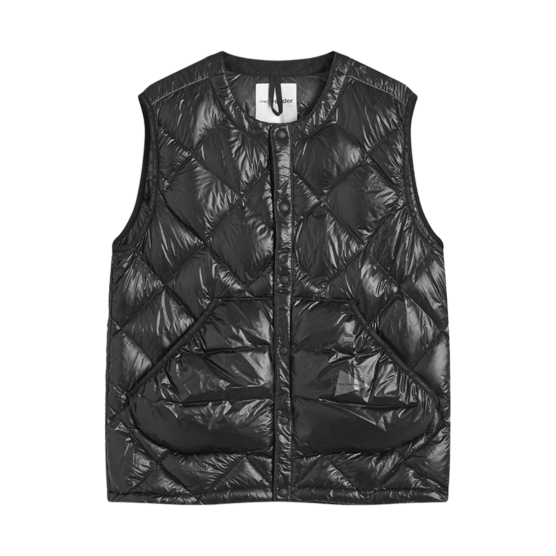 앤드 원더 다이아몬드 스티치 다운 베스트 블랙(And Wander Diamond Stitch Down Vest Black)