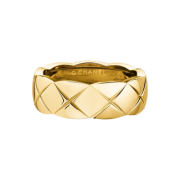 Chanel Coco Crush Ring Quilted Motif Small & 18K Yellow Gold