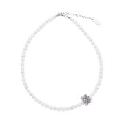Portrait Report Broken Staute Pearl Necklace Silver