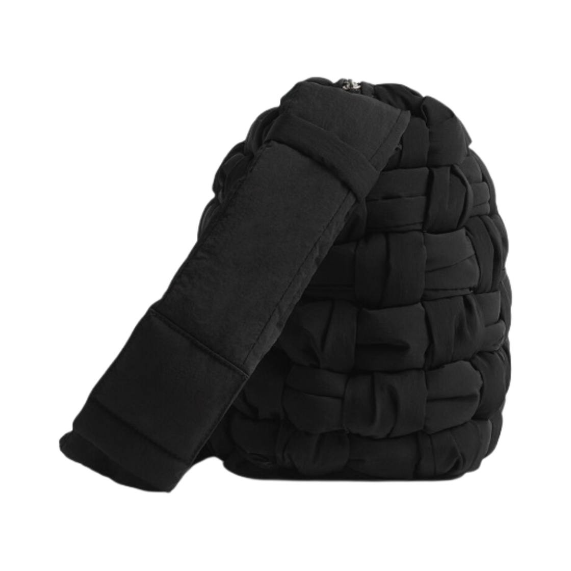 보테가 베네타 프라이데이 카세트백 블랙(Bottega Veneta Friday Cassette Black) - 2