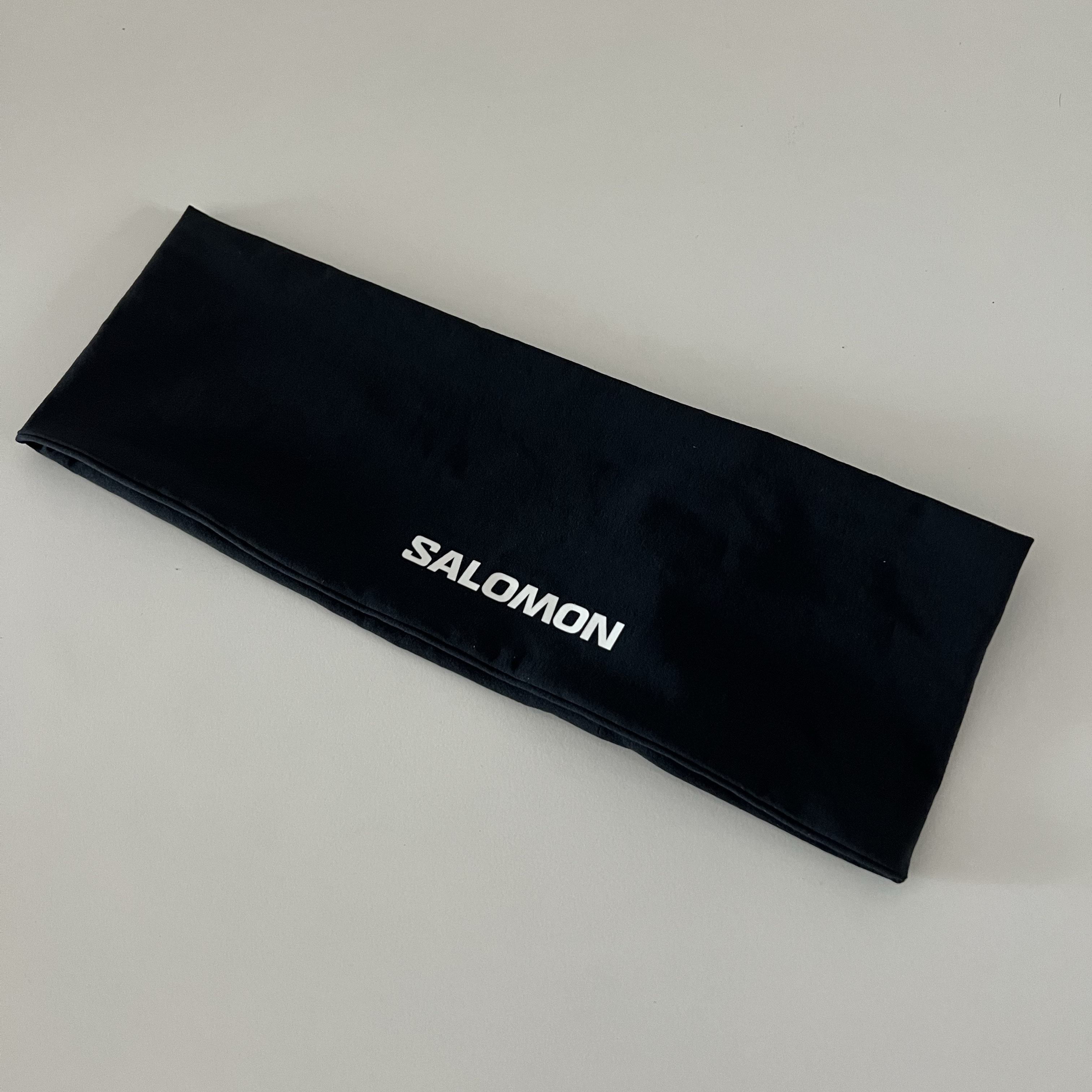 Salomon Sense Aero Headband Black 착용 스타일