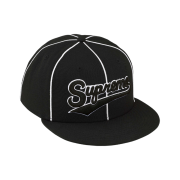 Supreme Piping Script Logo New Era Black - 25SS