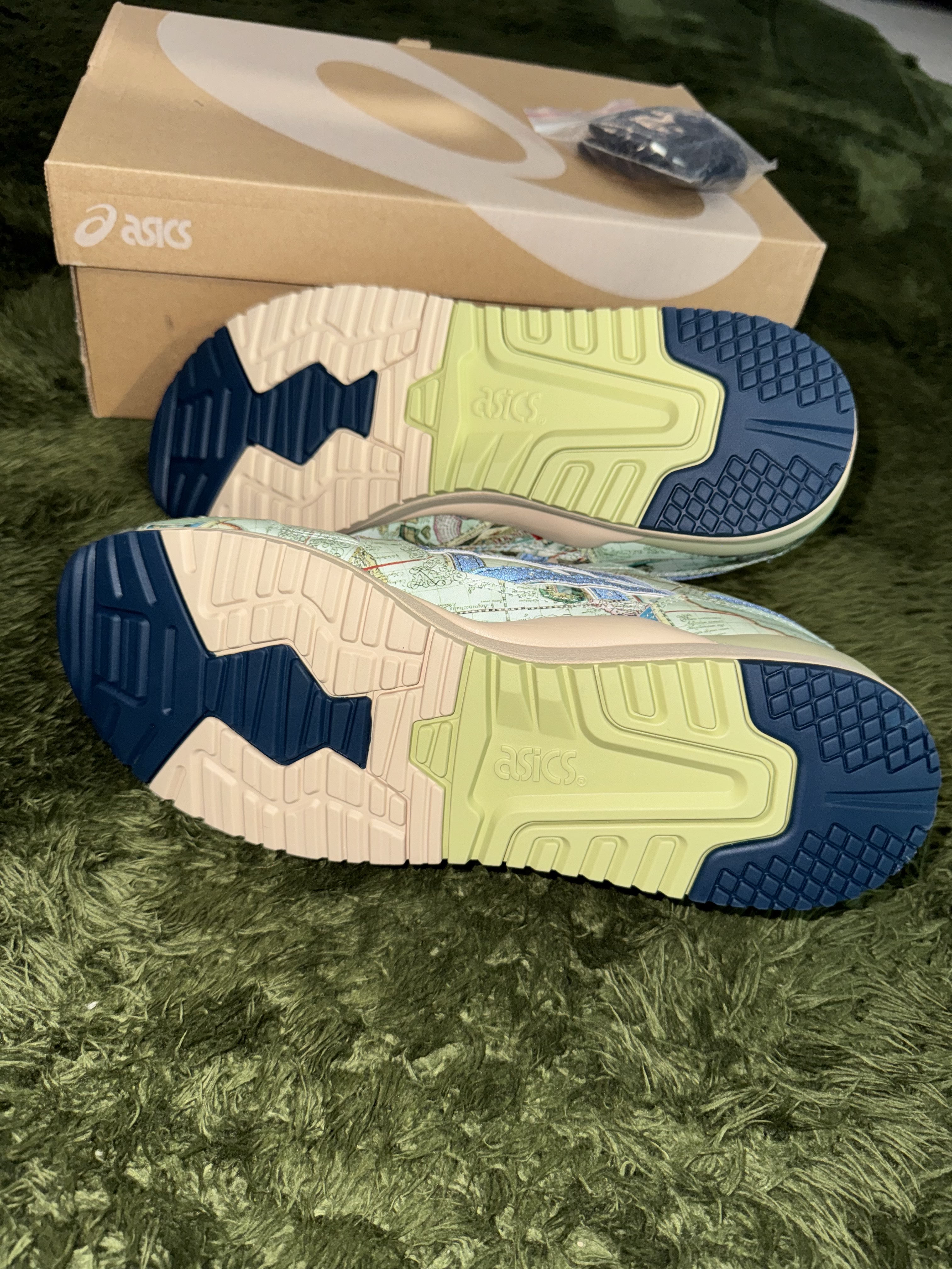 Asics x Atmos Gel-Lyte III Ice Green Midnight Blue 착용 스타일 - 8