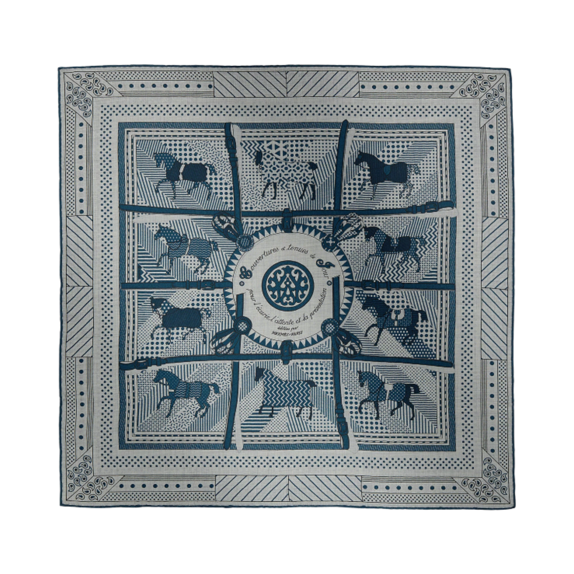H283507T02 Hermes Couvertures Et Tenues De Jour Bandana Scarf Bleu Turquin Gris Chine Clair