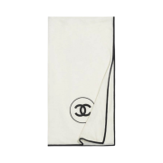 (W) Chanel Scarf Cashmere Silk & Ivory Black