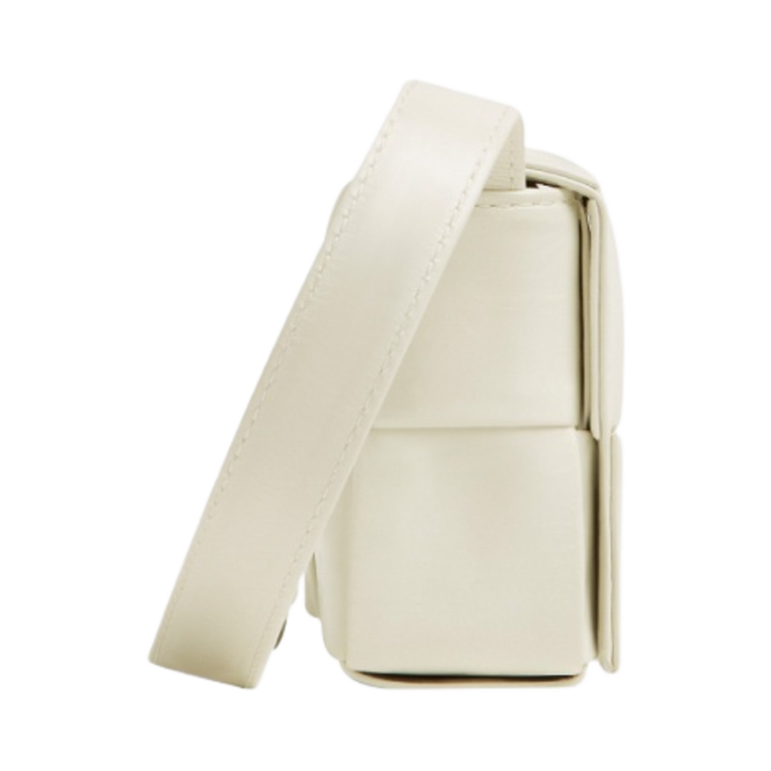보테가 베네타 미니 레더 카세트백 화이트(Bottega Veneta Mini Leather Cassette White) - 2