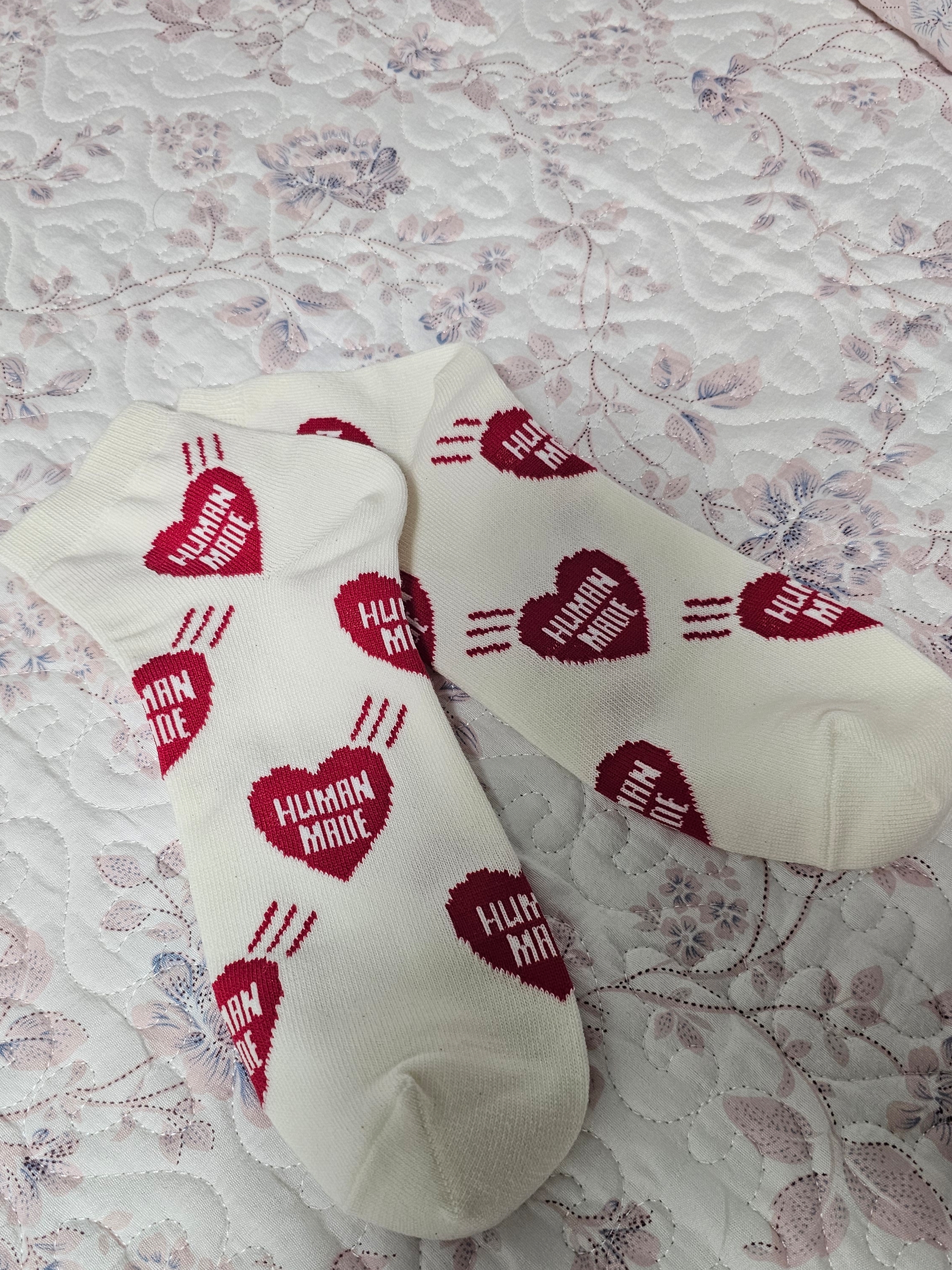 Human Made Short Heart Pattern Socks Red, Nike x Off-White Blazer Low '77 White and University Red 착용 스타일 - 2