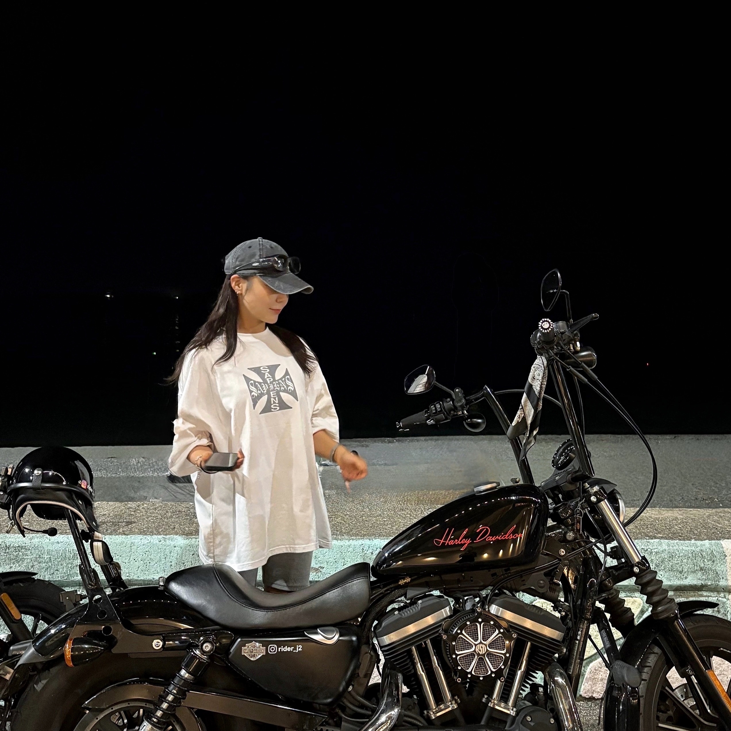 [KREAM 단독] Sapiens Neo Sapiens Over Fit Short Sleeves White 착용 스타일 - 2