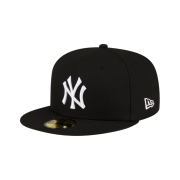 New Era x Undefeated New York Yankees 59FIFTY Fitted Cap Black