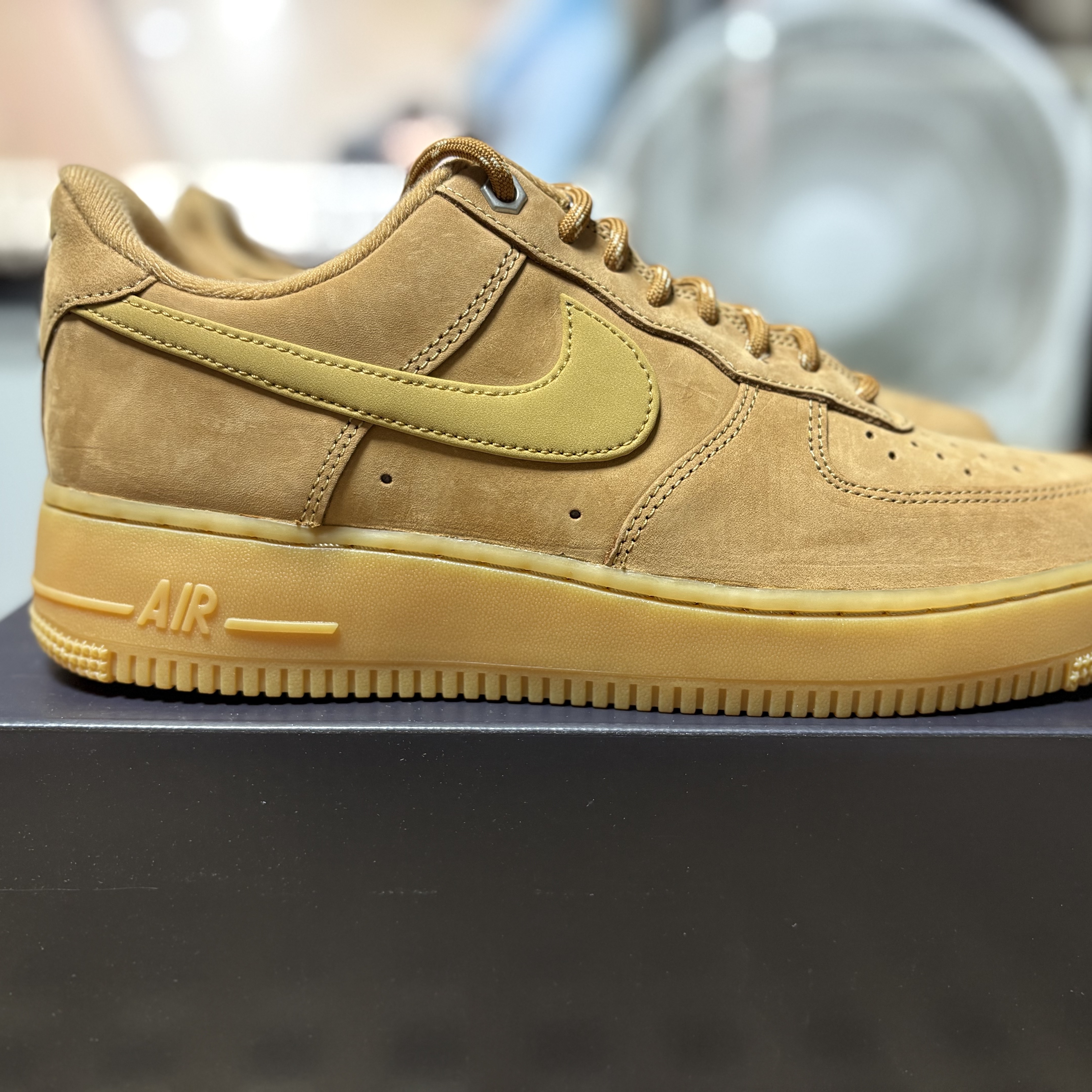 Nike Air Force 1 '07 WB Flax 착용 스타일 - 3