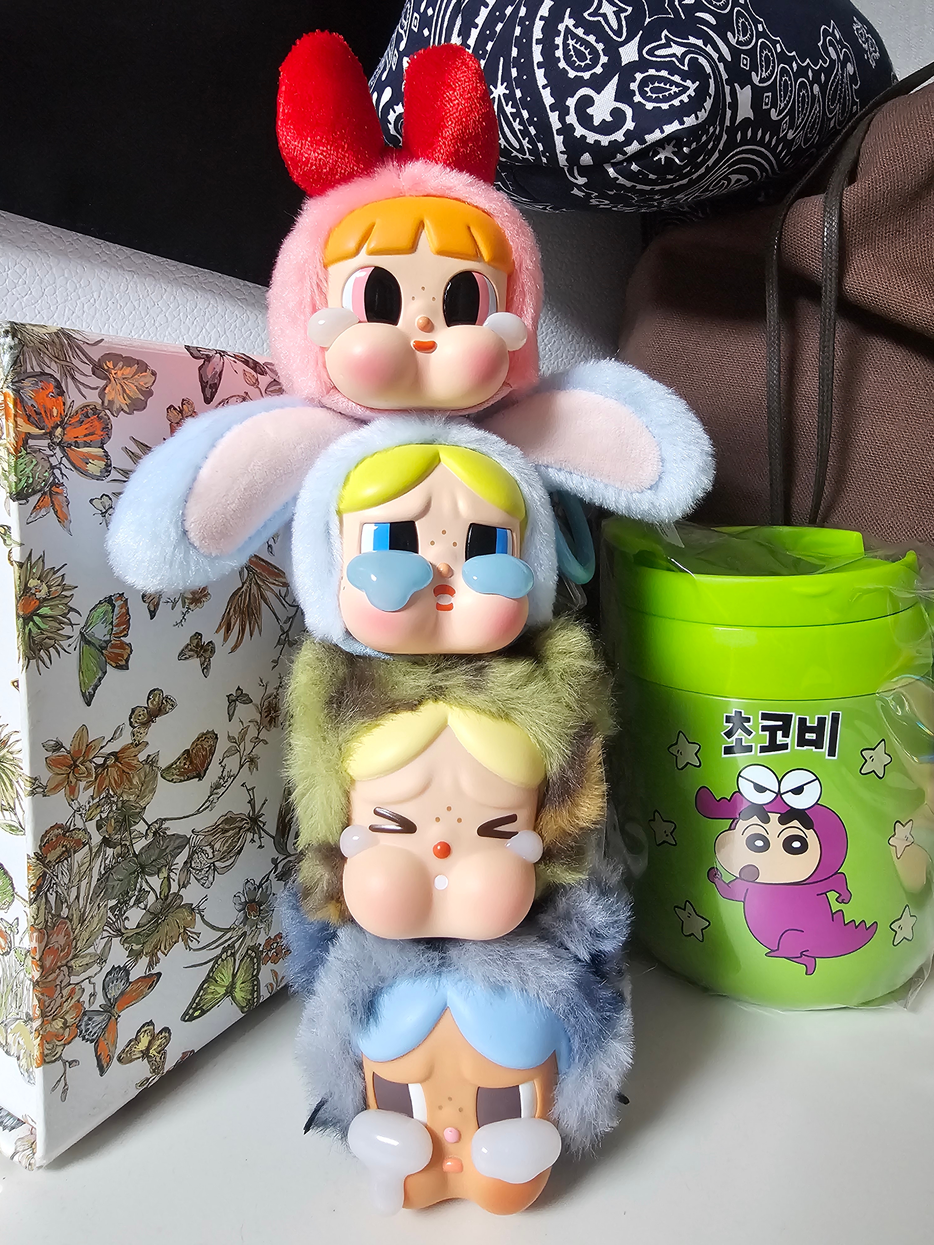 Pop Mart Crybaby x Powerpuff Girls Series Keyring Sealed Case (6 Blind Boxes) 착용 스타일