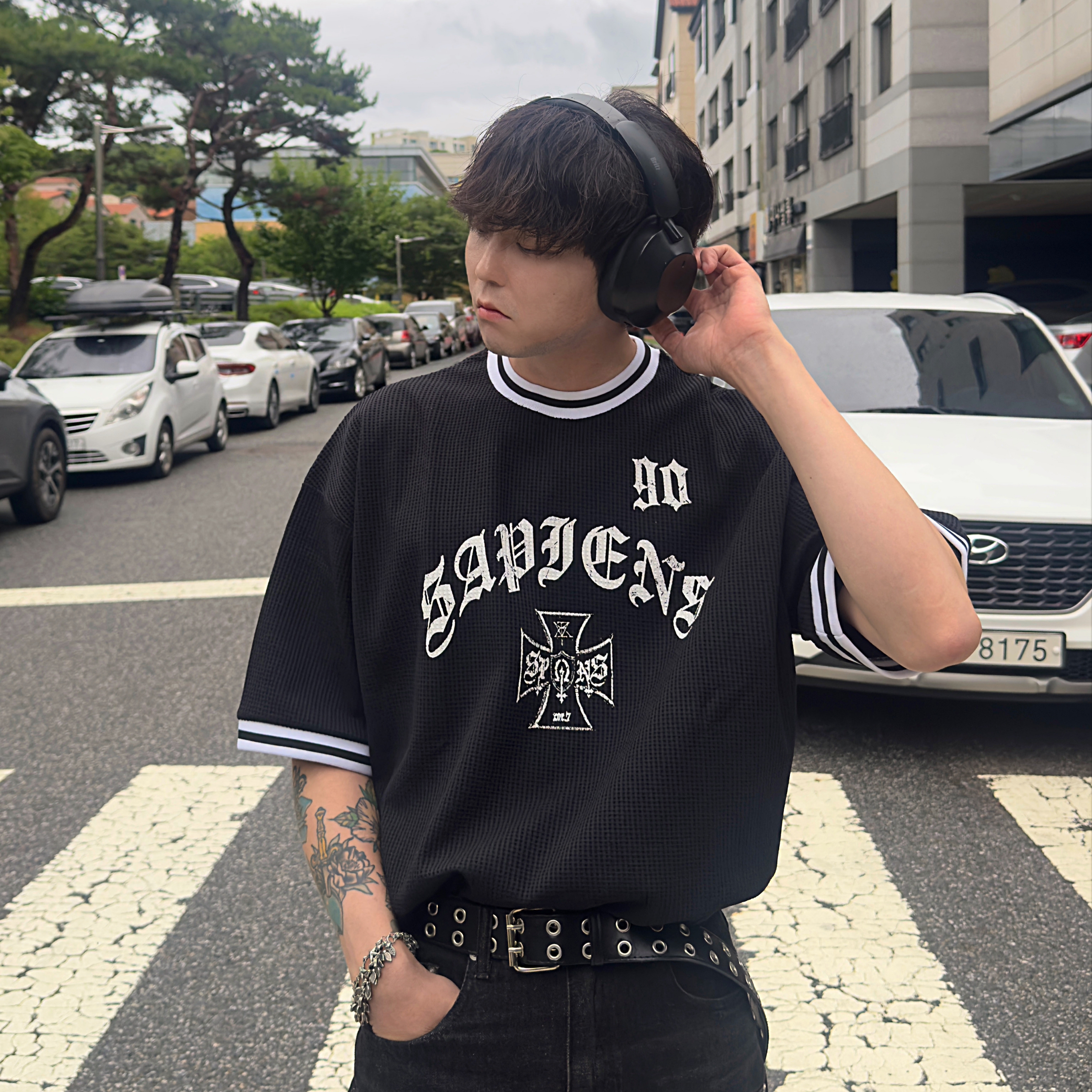 Sapiens Ninety Ringer Over Fit Short Sleeves Black 착용 스타일 - 4